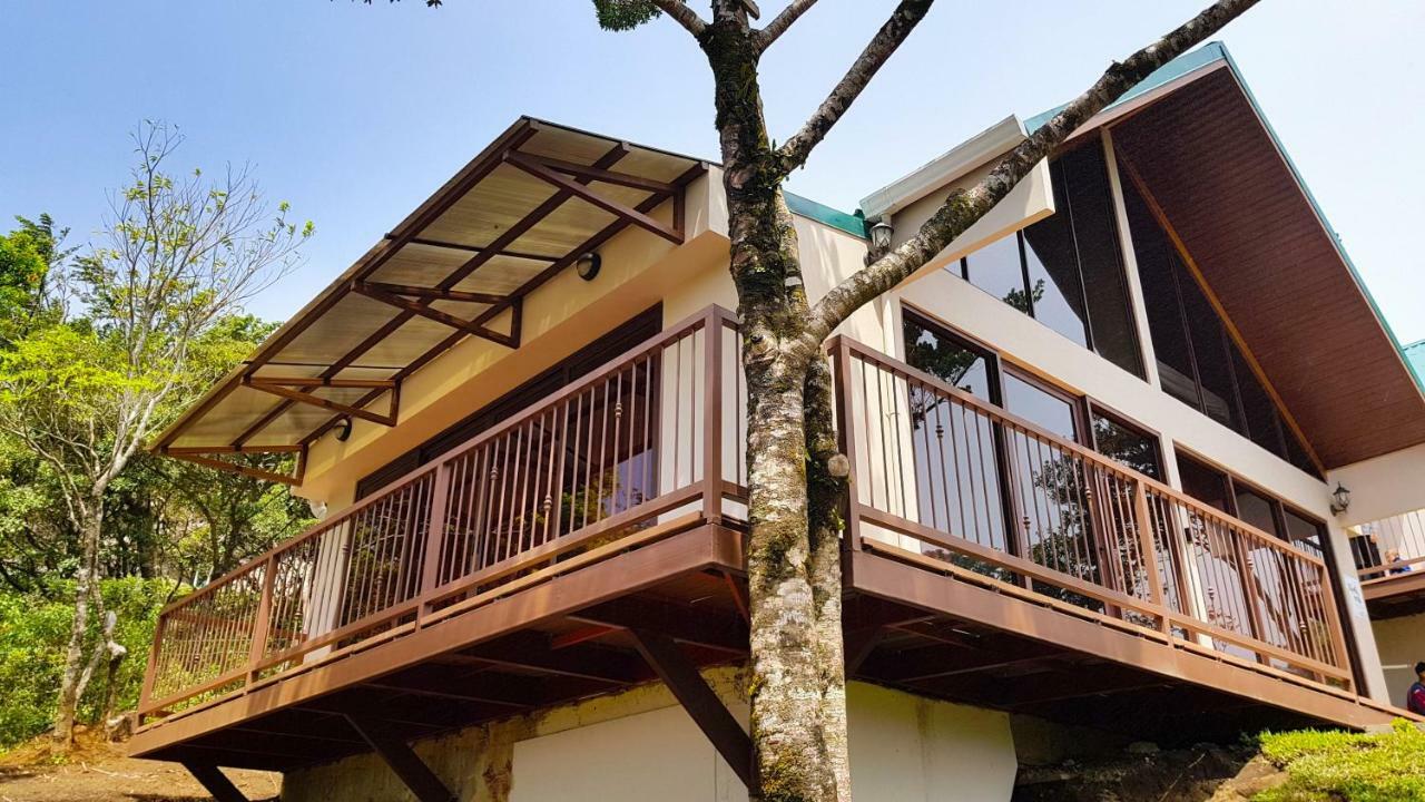 Green Forest Rustic Houses Monteverde Bagian luar foto